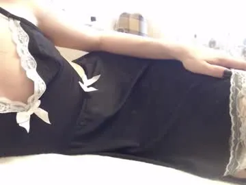 CataleyaLeen – webcam model profile photo Image 14