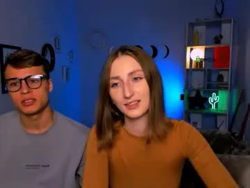 Emmy_Foxx – webcam model profile photo Image 13