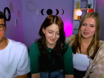 Emmy_Foxx – webcam model profile photo Image 14