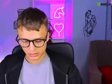 Emmy_Foxx – webcam model profile photo Image 17