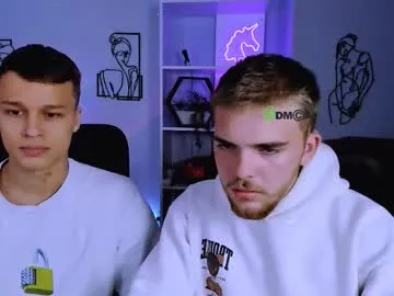 Emmy_Foxx – webcam model profile photo Image 18