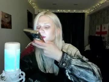 EmilyWeston – webcam model profile photo Image 16