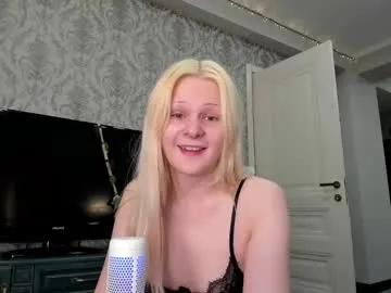 EmilyWeston – webcam model profile photo Image 6