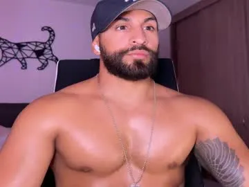 enjohnny – webcam model profile photo Image 12