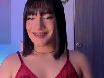 YaraDavis – webcam model profile photo Image 15