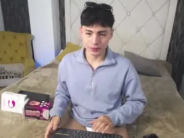 justingtime21 – webcam model profile photo Image 7