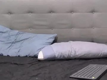 LynetteSparks – webcam model profile photo Image 2