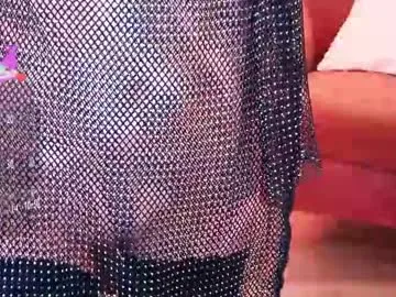 CassieGil – webcam model profile photo Image 9