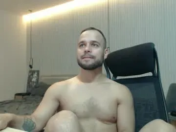 BrunetteSara – webcam model profile photo Image 18