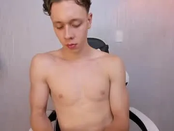 Donovan_Desmond – webcam model profile photo Image 13