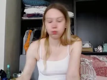 ToryStClair – webcam model profile photo Image 18