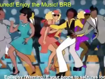 HugeTitties – webcam model profile photo Image 10