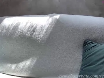 AmyBelmontt – webcam model profile photo Image 4