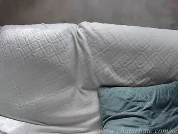 AmyBelmontt – webcam model profile photo Image 6