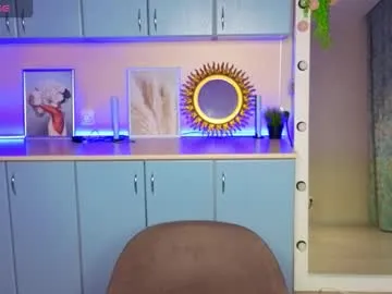 NoaMarin – webcam model profile photo Image 9