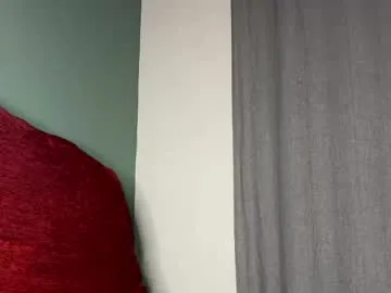 EvaAmanti – webcam model profile photo Image 5