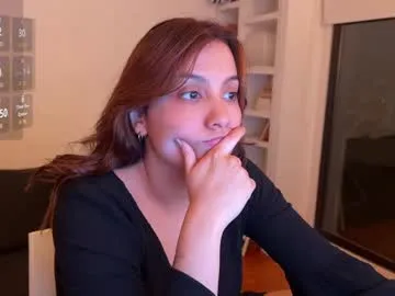 ChloeeGill – webcam model profile photo Image 19