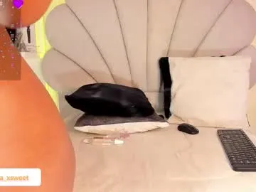 LisWalton – webcam model profile photo Image 10