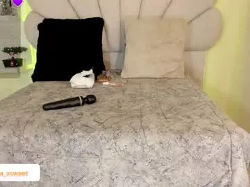 LisWalton – webcam model profile photo Image 16