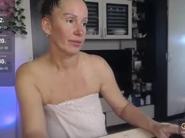 CassieGil – webcam model profile photo Image 11