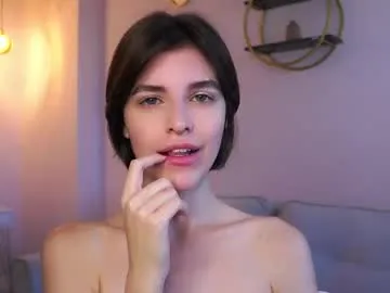 CassieGil – webcam model profile photo Image 16