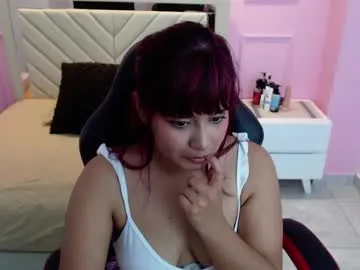 CassieGil – webcam model profile photo Image 15