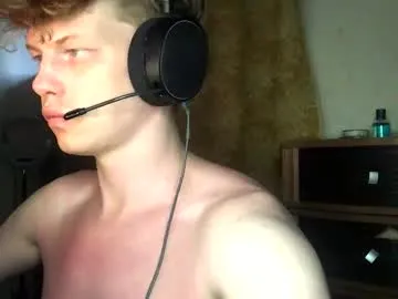 JulyWood – webcam model profile photo Image 3