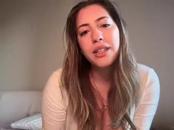 KarolRusso – webcam model profile photo Image 13