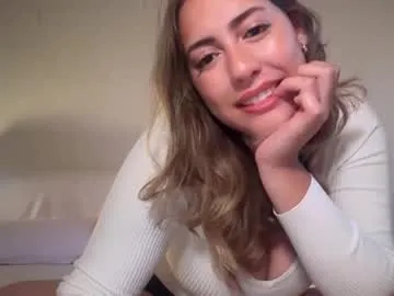 KarolRusso – webcam model profile photo Image 6