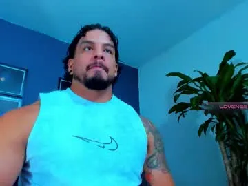 PaulinaSwift – webcam model profile photo Image 12