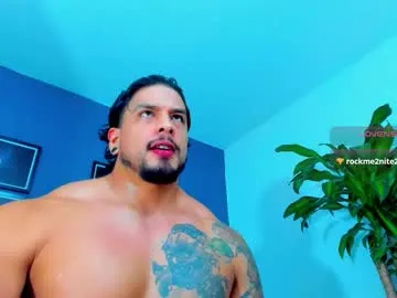 PaulinaSwift – webcam model profile photo Image 13