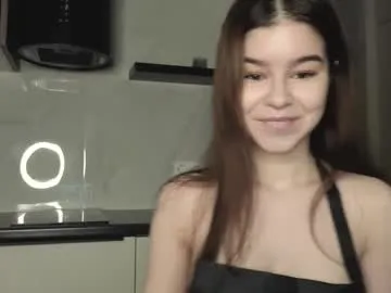 PeachBloom – webcam model profile photo Image 18