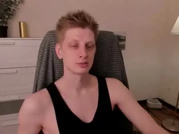 KaraNoir – webcam model profile photo Image 8