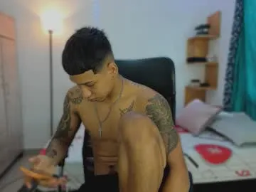 JadeRusell – webcam model profile photo Image 4