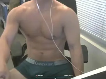 zuly_henao – webcam model profile photo Image 10