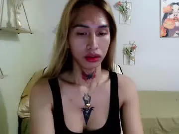 FitnessBunny – webcam model profile photo Image 10