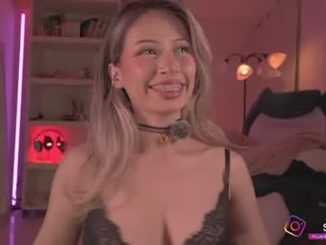 CassieGil – webcam model profile photo Image 17