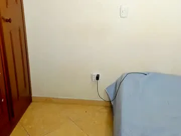 ZoeMurphy – webcam model profile photo Image 5