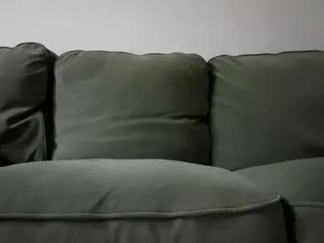 LunaKrismas – webcam model profile photo Image 2