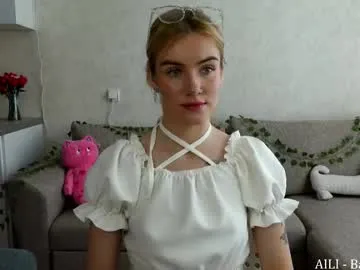 miamellycious – webcam model profile photo Image 10