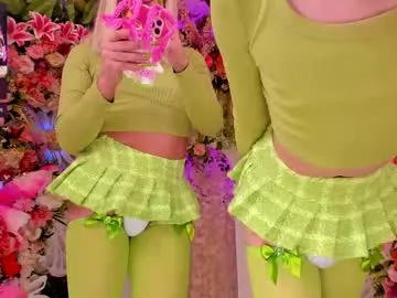 AlannaWeest – webcam model profile photo Image 8