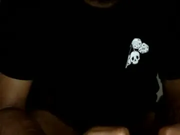 evee_s – webcam model profile photo Image 10