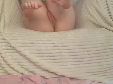 CassieGil – webcam model profile photo Image 8