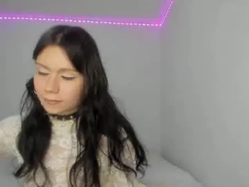 Aly_Brownn – webcam model profile photo Image 2