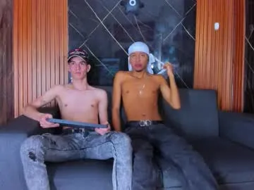 NikkiBea – webcam model profile photo Image 15