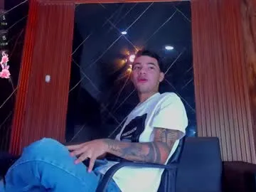 NikkiBea – webcam model profile photo Image 9