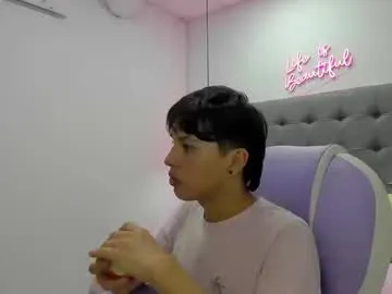 NaughtyNinaX – webcam model profile photo Image 2