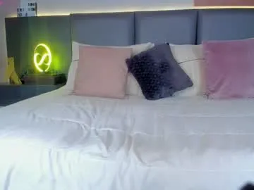 Circe_Melusina – webcam model profile photo Image 4