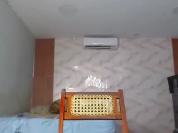 LyraCarvajal – webcam model profile photo Image 12