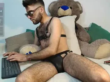 Amylewiss – webcam model profile photo Image 8